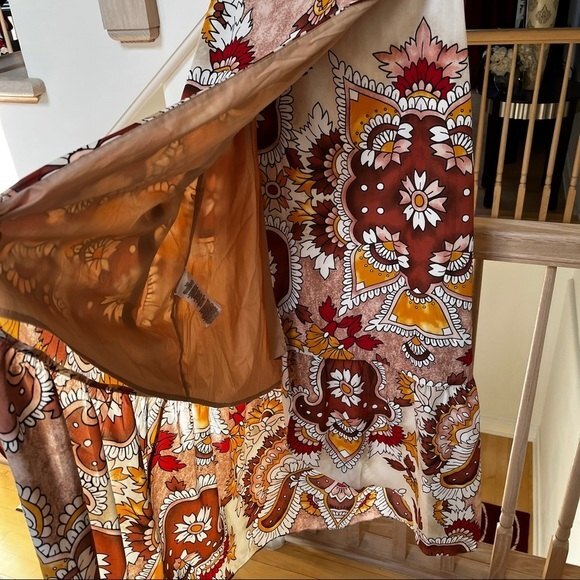 BCBGMAXAZRIA Grand Paisley
Maxi Wrap Skirt In Dusty Rio XS NWT - Picture 8 of 14